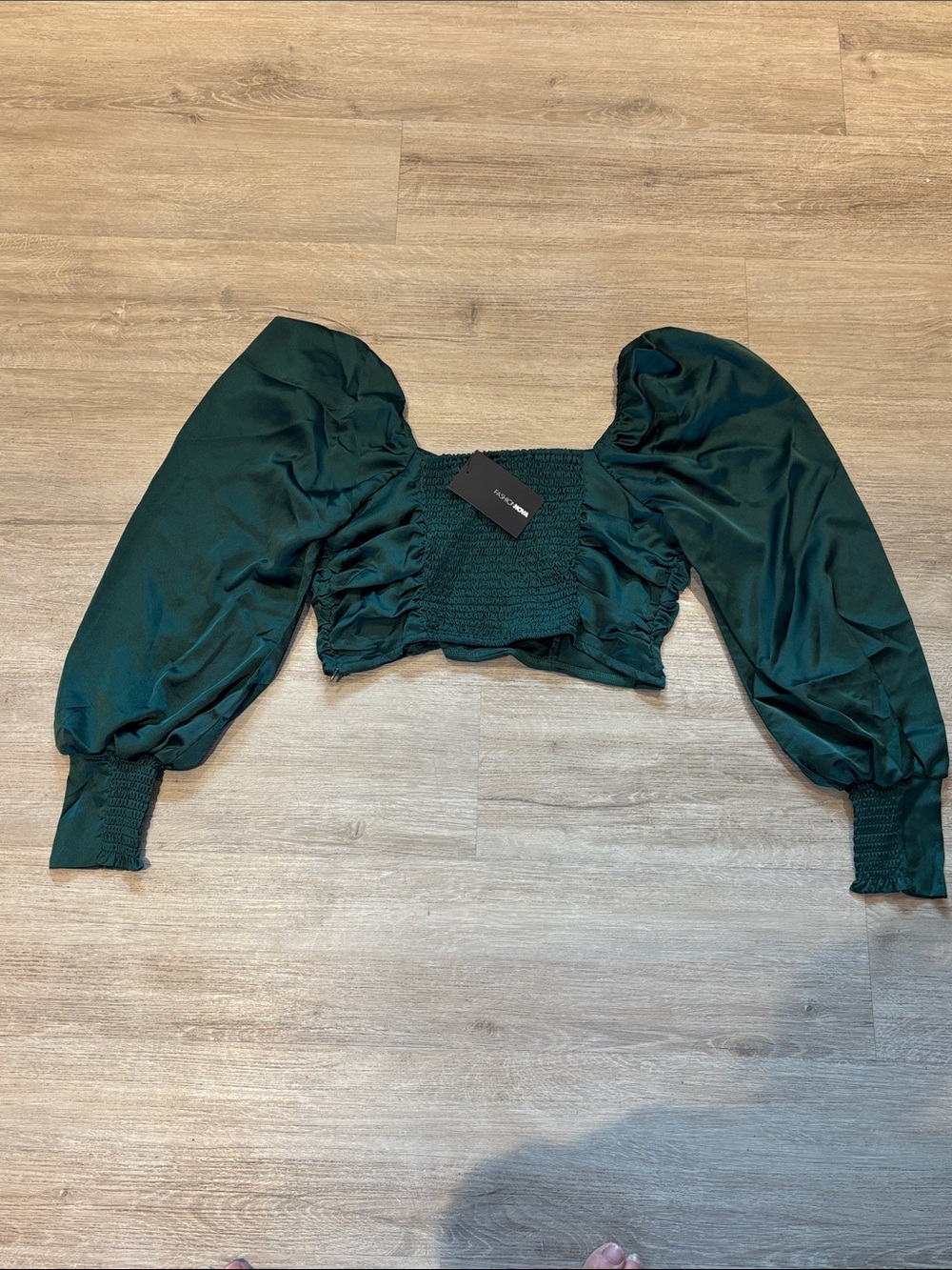 Fashion Nova Emerald Green Smocked Puff Sleeve Cropā Top
